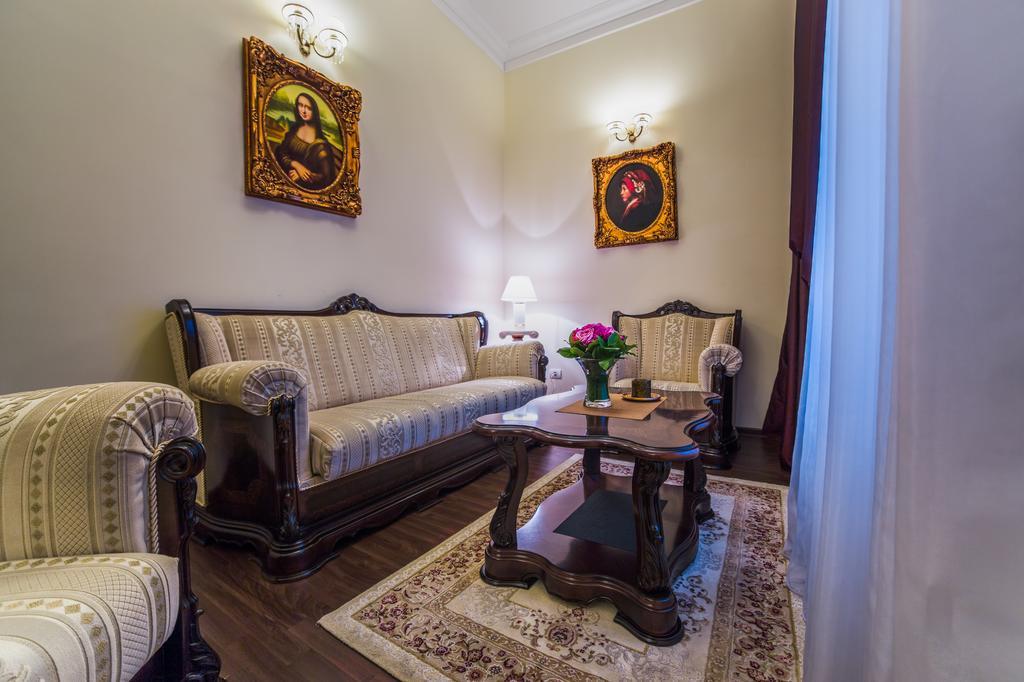 Picasso Boutique Hotel Arad Chambre photo